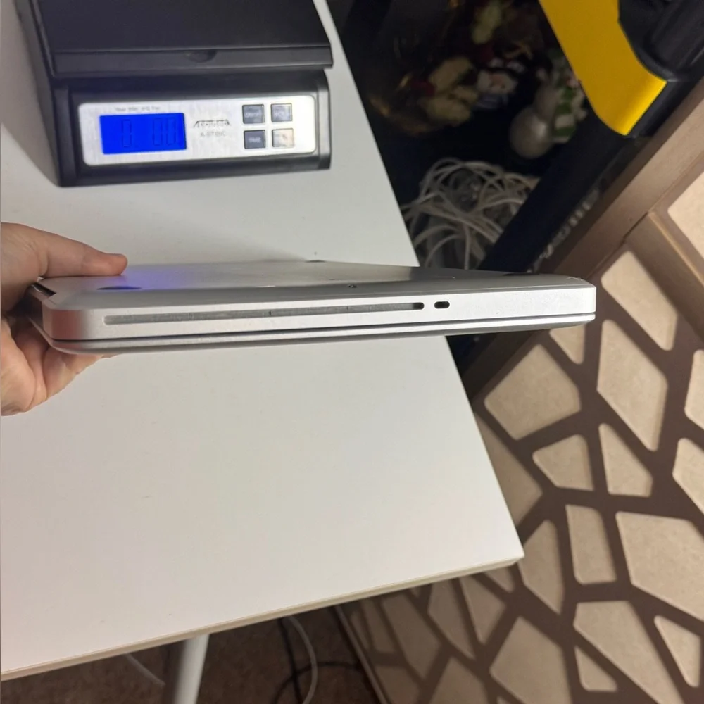 Apple MacBook Pro Laptop A1278 Silver – For Parts / Repair